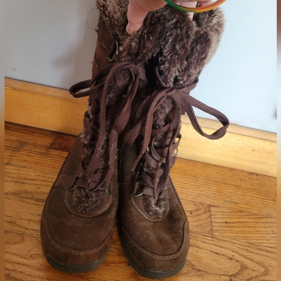 Route 66 Brown Fur-Lined Boots - Picture 3 of 7